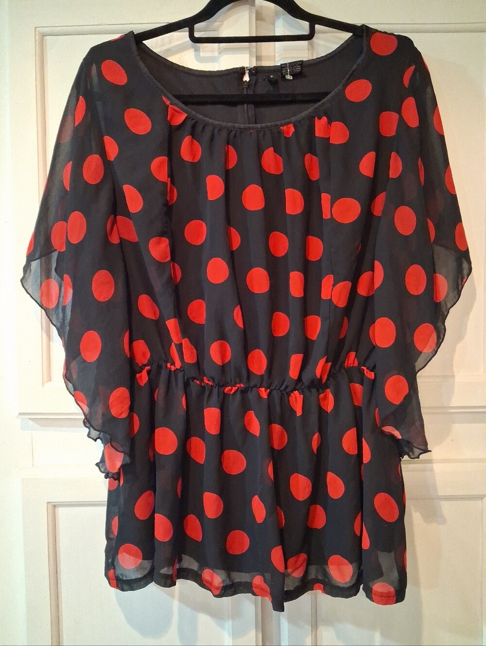 New Directions Black Red Polka Dot Blouse Flutter Sleeves Elastic Waist Zip 2X